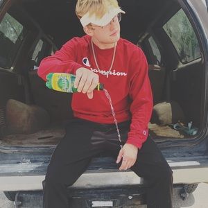 Meet your Posher, Sloan